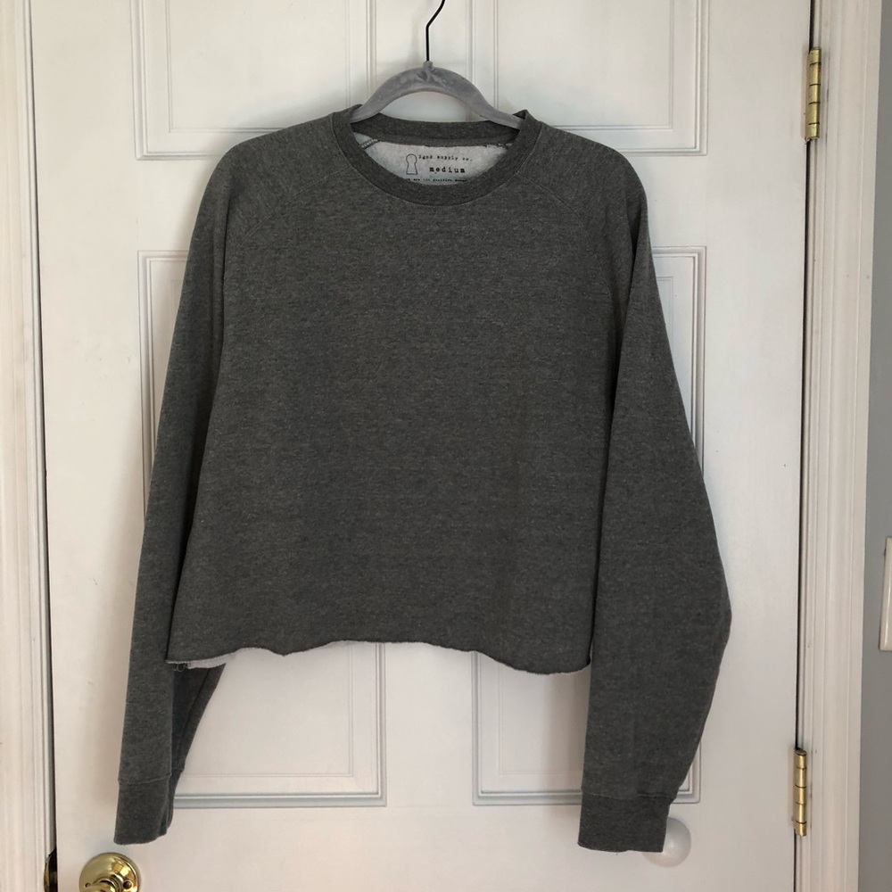Crew neck cropped sweatshirt